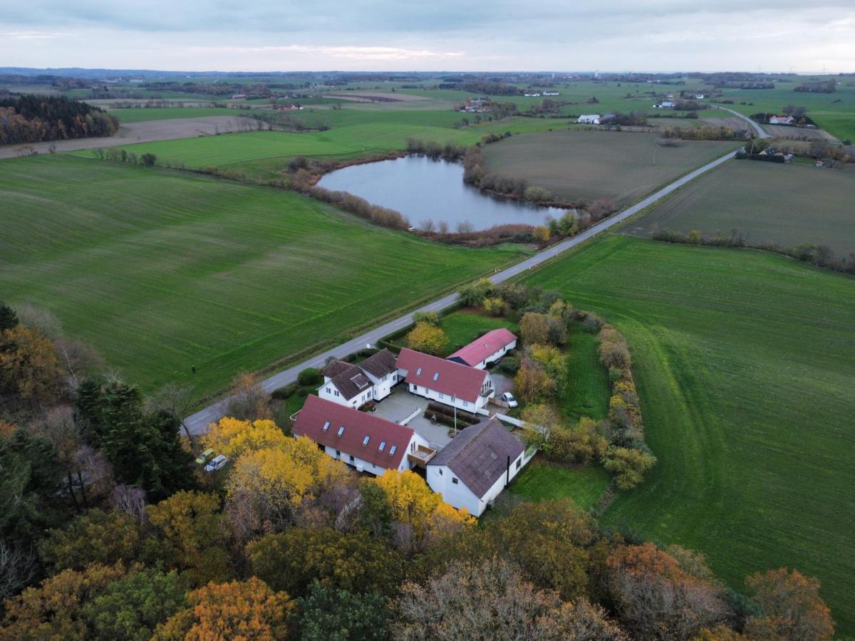 Feriestedet Skovly Klemensker Exterior photo